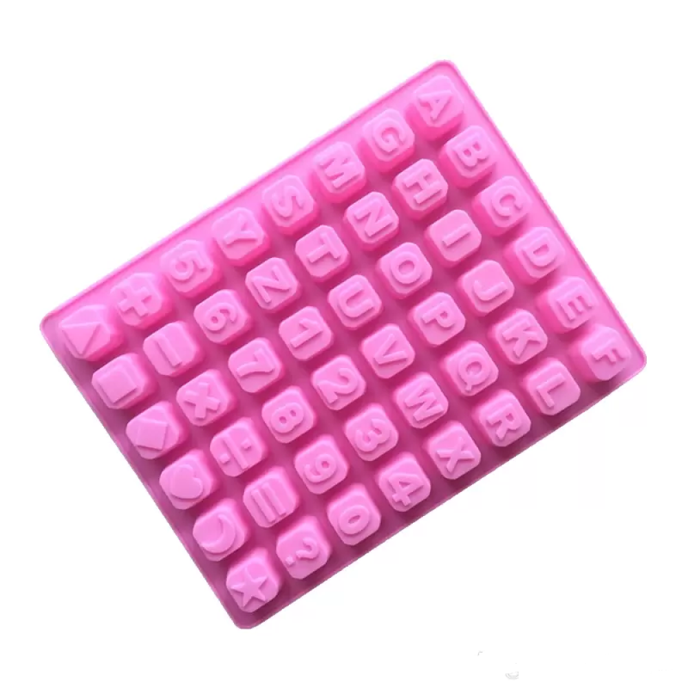 Molde silicona cuadritos letras x 48
