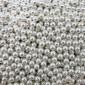 Gragea perla plateada brillante grande x 95 Gr